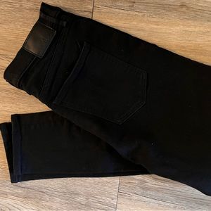 Denim Forum size 31 black jeans